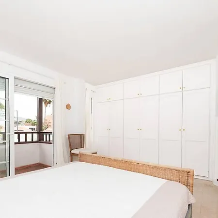 Apartment Seaview In La Caleta